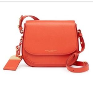 Meet your Posher, Charmaine